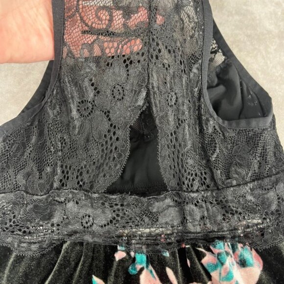 Y2K INC‎ Intimates Slip Dress Black XS Floral Velvet Lace Halter Mini Summer EUC - Picture 9 of 9